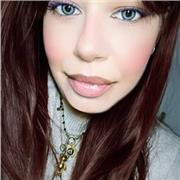 Insegnante per aiuto compiti / plurilaureata : in sociologia, infermieristica, urgenza 118.. preparata per più materie